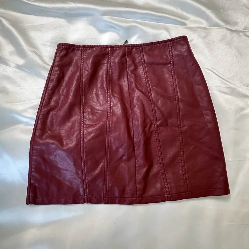 Free People Layla Faux Leather Mini Stretch Skirt Garnet Size 0 Lined